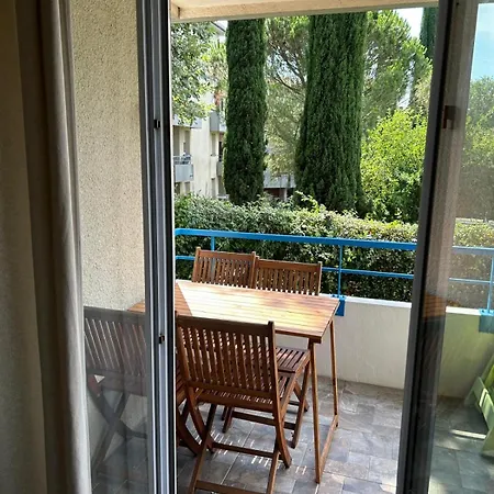 T2 Piscine Parkin Privée *