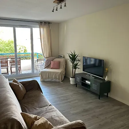 T2 Piscine Parkin Privée