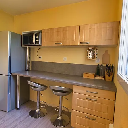 T2 Piscine Parkin Privee Apartament *