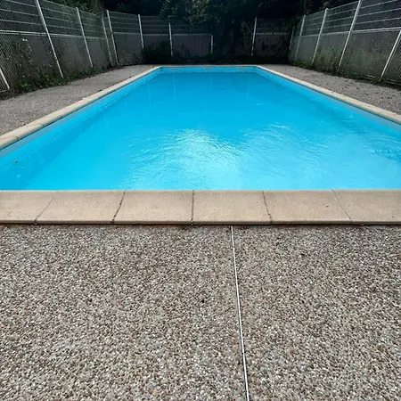 T2 Piscine Parkin Privee Apartment *